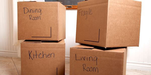 Beschriftete Umzugskartons für Küche und Esszimmer – Umzugskartons in Ratingen